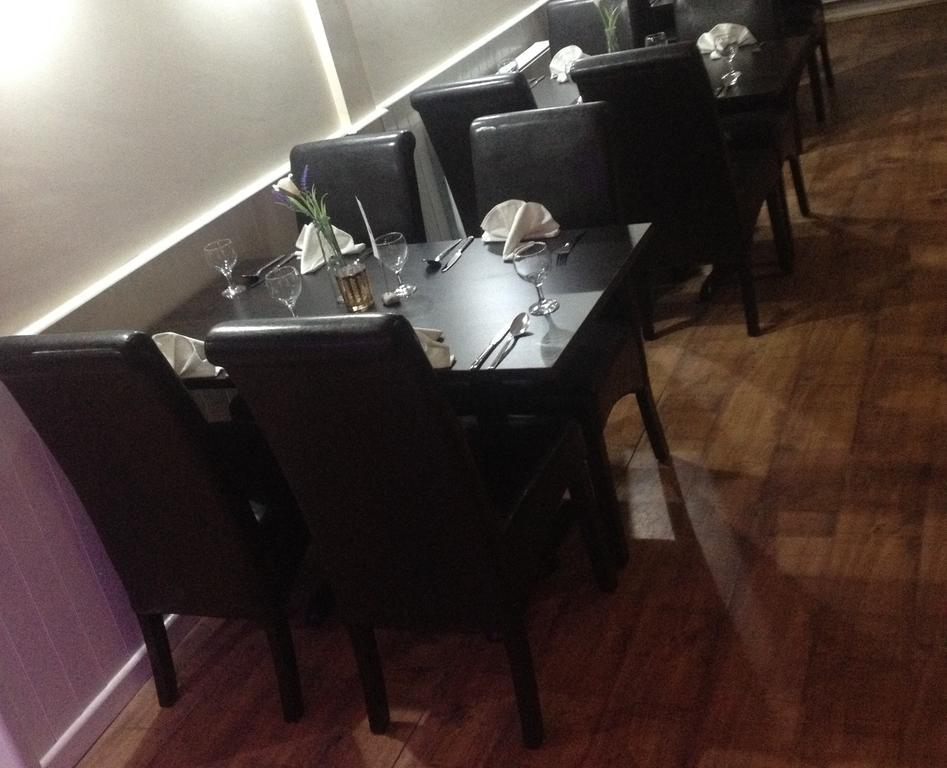 Zara Continental Hotel Langholm Luaran gambar